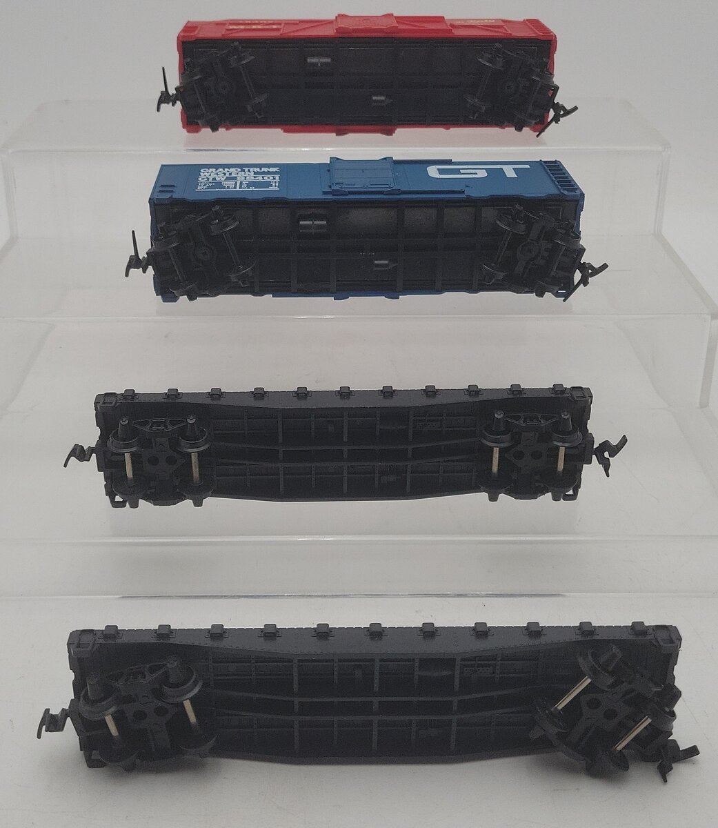 Lionel HO Scale Assorted Freight Cars #78402, #88401 [4] EX