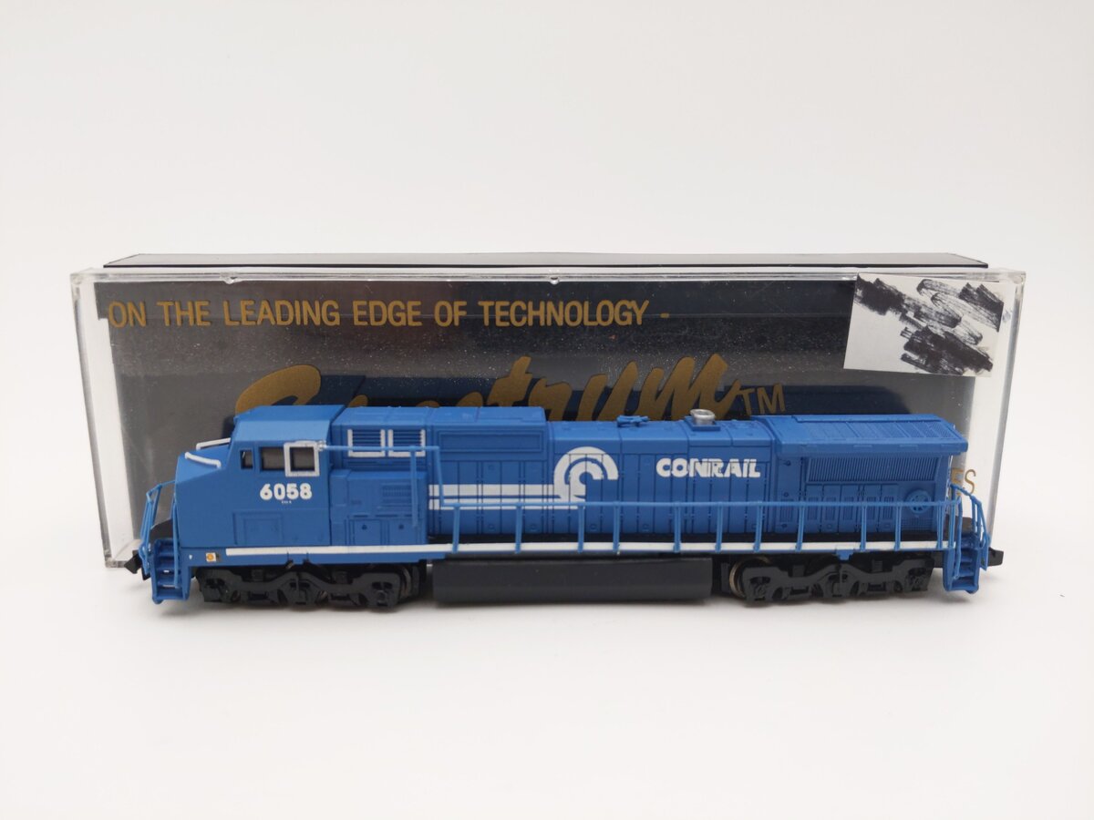 Bachmann 86052 N Conrail GE Dash 8-40CW Diesel Locomotive #6058 EX/Box