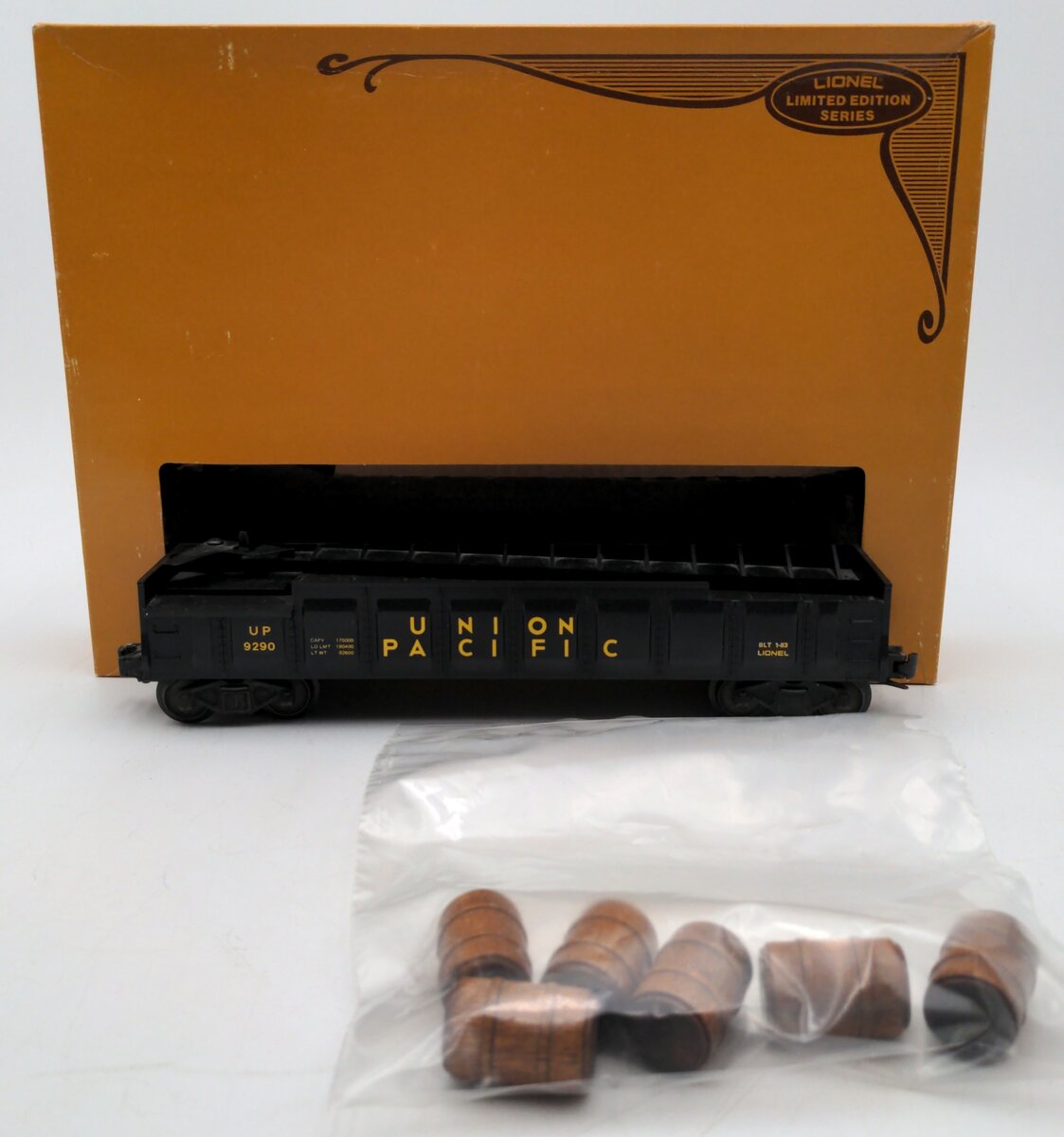 Lionel 6-9290 O Gauge Union Pacific Operating Barrel Car #9290 VG/Box