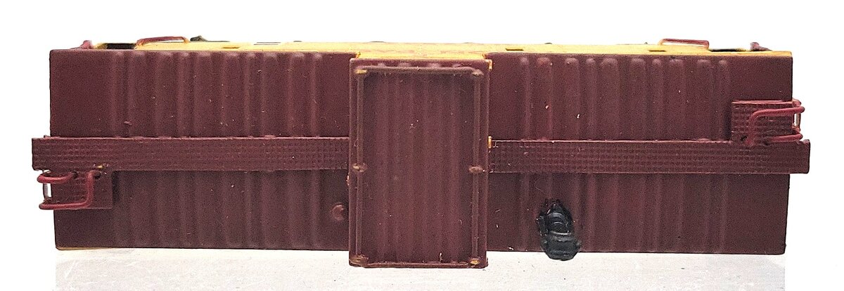 Hallmark Models N Scale BRASS Custom Painted Union Pacific Riveted Steel Caboose/Box