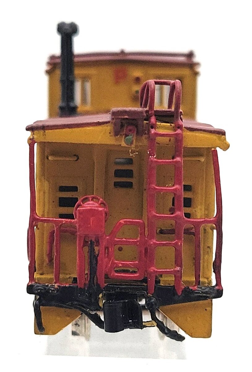 Hallmark Models N Scale BRASS Custom Painted Union Pacific Riveted Steel Caboose/Box