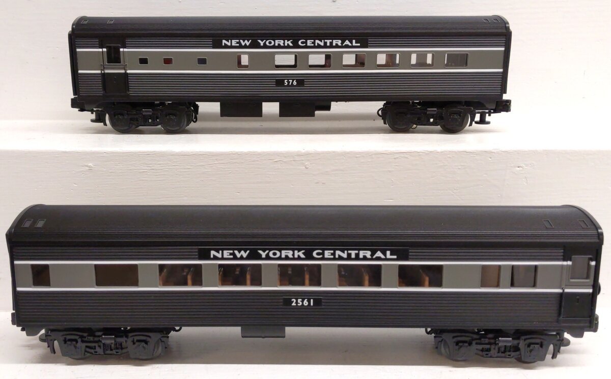 Lionel 6-39056 O Scale NYC Streamliner Passenger Car (Set of 2) LN/Box