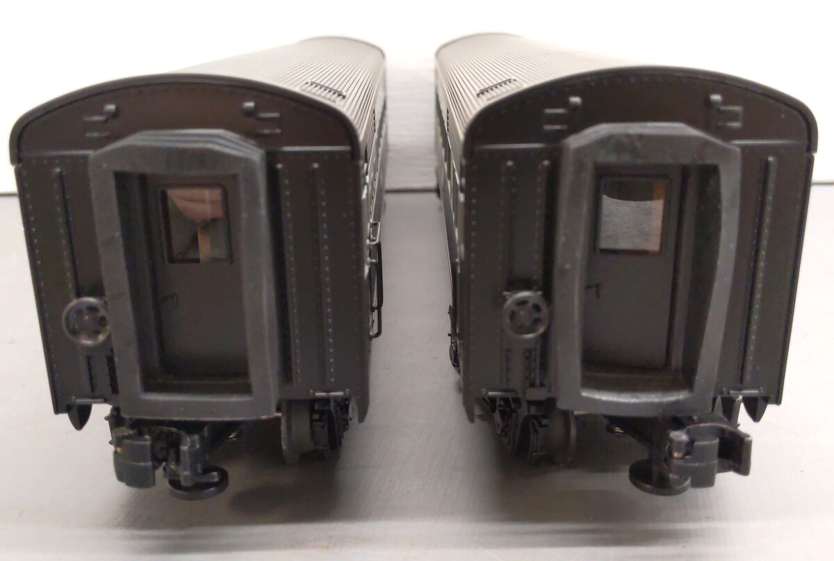 Lionel 6-39056 O Scale NYC Streamliner Passenger Car (Set of 2) LN/Box