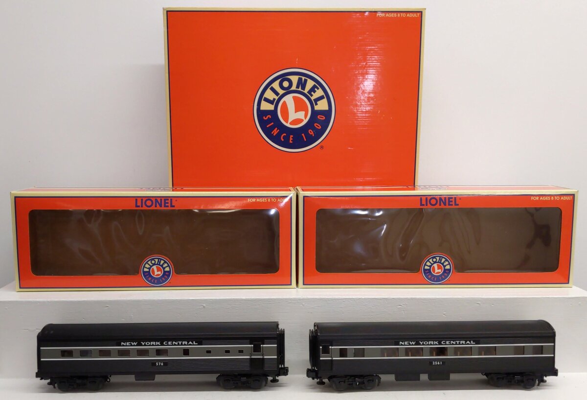 Lionel 6-39056 O Scale NYC Streamliner Passenger Car (Set of 2) LN/Box