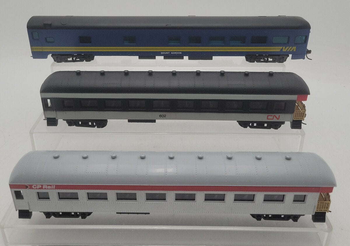 Playart & Rivarossi HO Scale Assorted Passenger Cars [3] VG