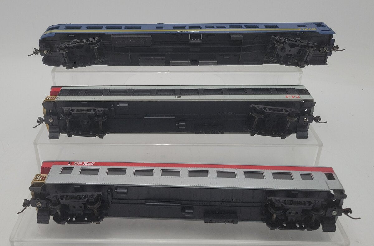 Playart & Rivarossi HO Scale Assorted Passenger Cars [3] VG