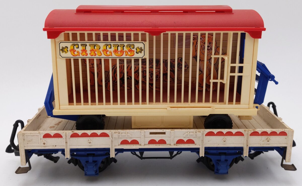 LGB 41380 G Scale Circus Car w/ Animal Cage VG