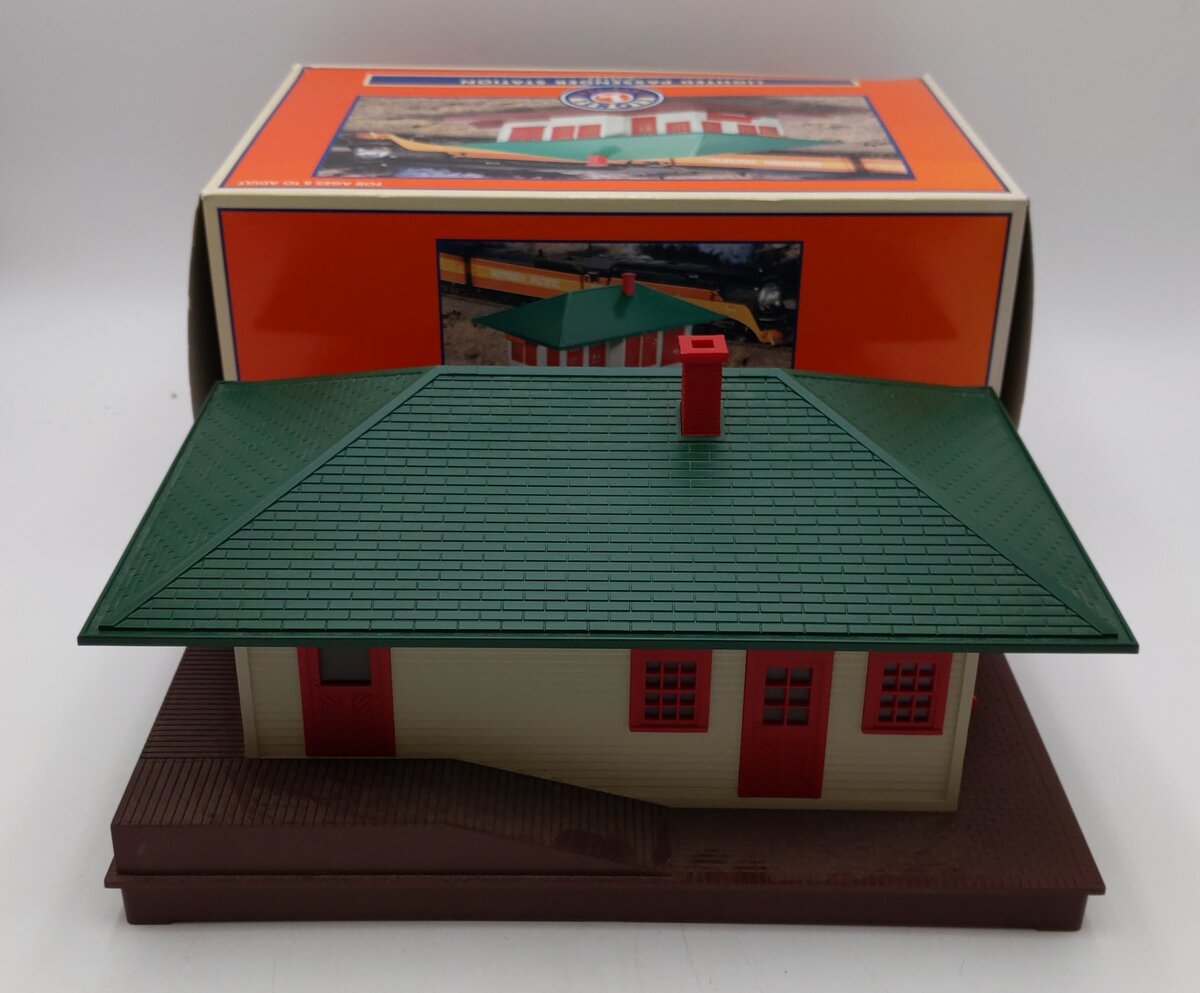 Lionel 6-14152 Lighted Passenger Station LN/Box