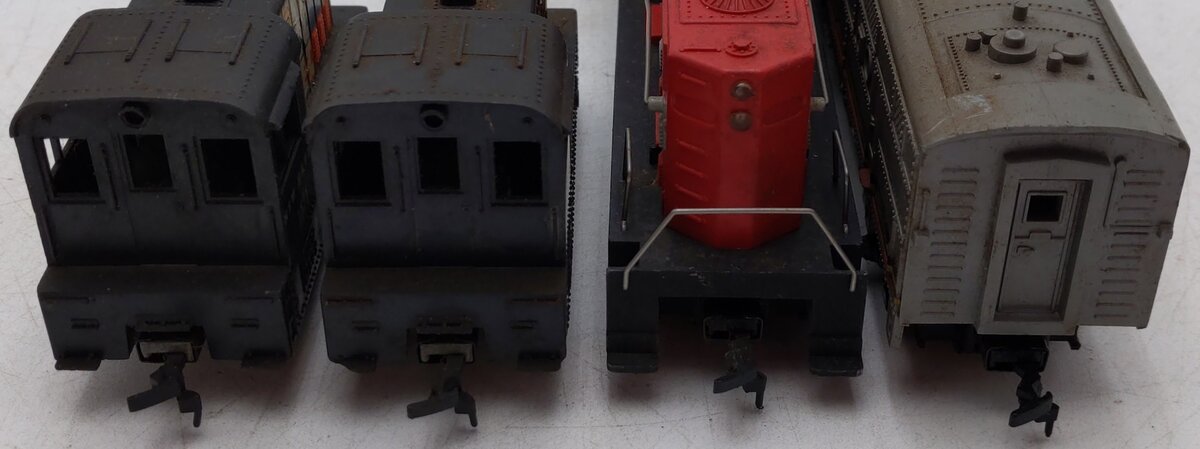 HO Scale Assorted Powered Diesel Locomotive [4]