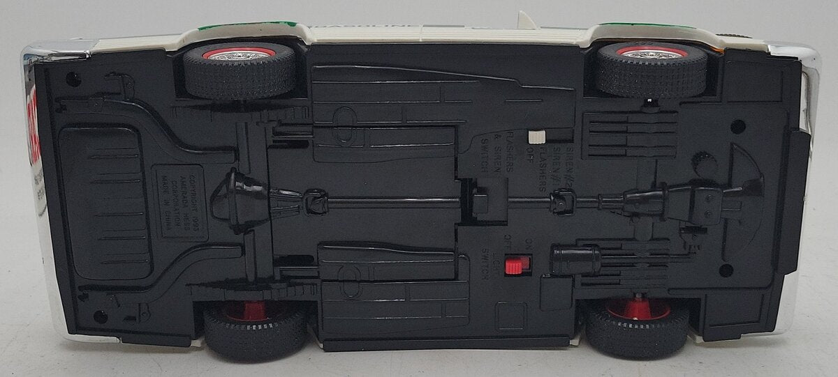Hess 1993 White Patrol Car 