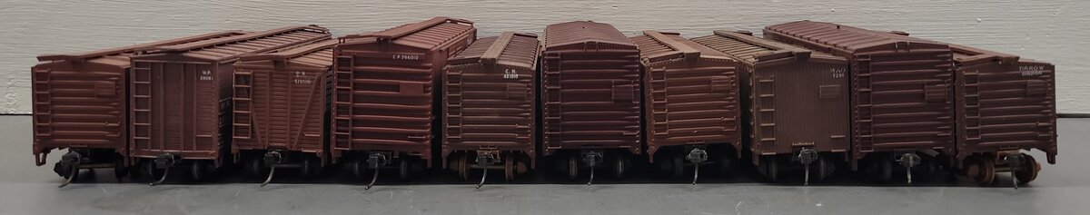 Accurail & Other HO Scale Assorted Boxcars #26091, #5286, #522368, #68299 [10] VG