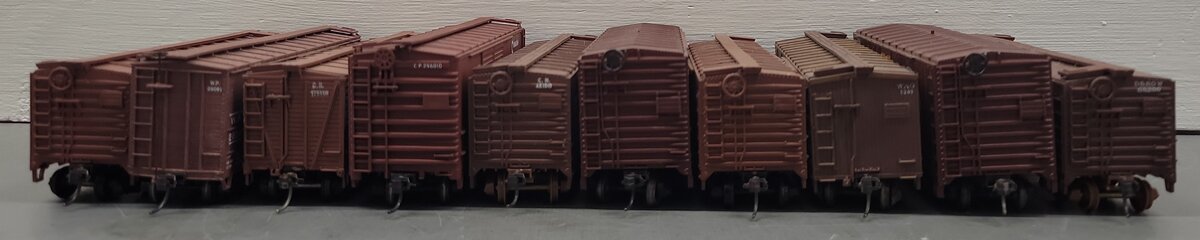 Accurail & Other HO Scale Assorted Boxcars #26091, #5286, #522368, #68299 [10] VG