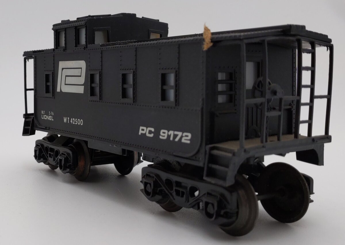 Lionel 6-9172 O Gauge Penn Central Lighted Caboose #9172 VG/Box