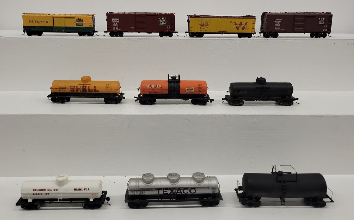 HO Scale Assorted Freight Cars: #56555, #100, #1240, #270, #48693, #74601 [10]