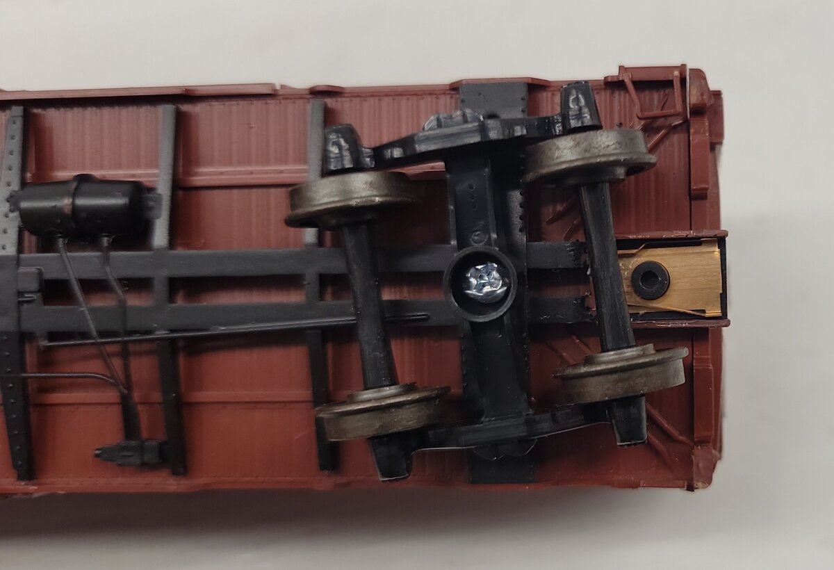 HO Scale Assorted Freight Cars: #56555, #100, #1240, #270, #48693, #74601 [10]