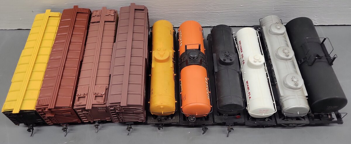 HO Scale Assorted Freight Cars: #56555, #100, #1240, #270, #48693, #74601 [10]