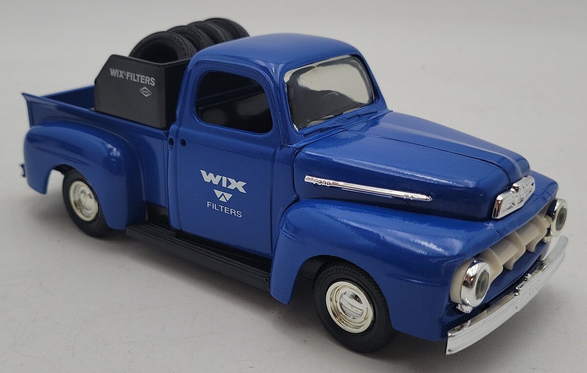 Ertl F250 1:24 Scale WIX 1951 Ford Pickup Truck LN/Box
