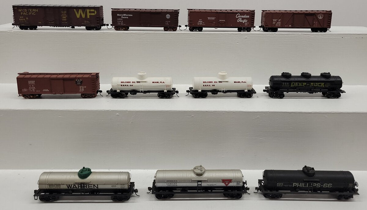 HO Scale CUSTOM Assorted Freight Cars: #70498, #522368, #1992, #62035 [11]