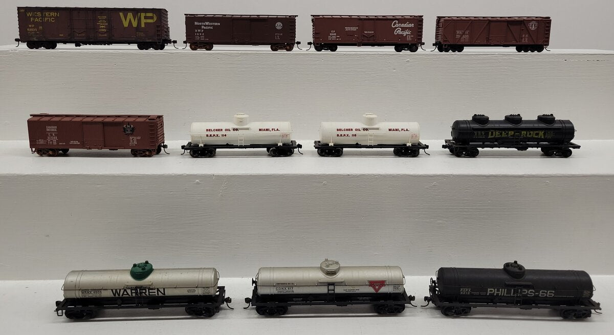 HO Scale CUSTOM Assorted Freight Cars: #70498, #522368, #1992, #62035 [11]