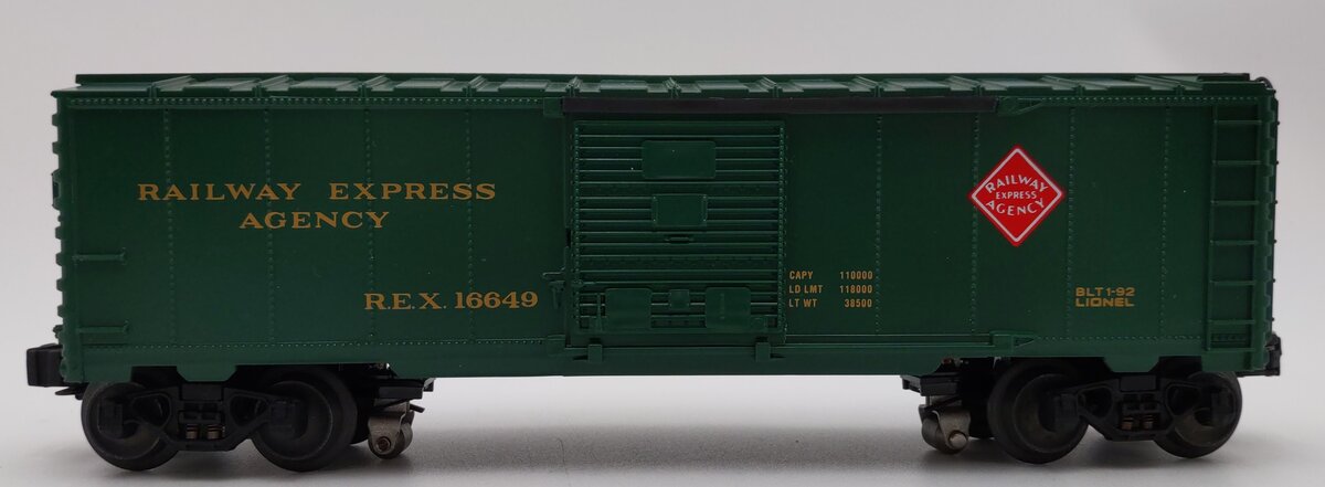 Lionel 6-16649 O Gauge REA Boxcar #16649 with Steam Railsounds EX/Box