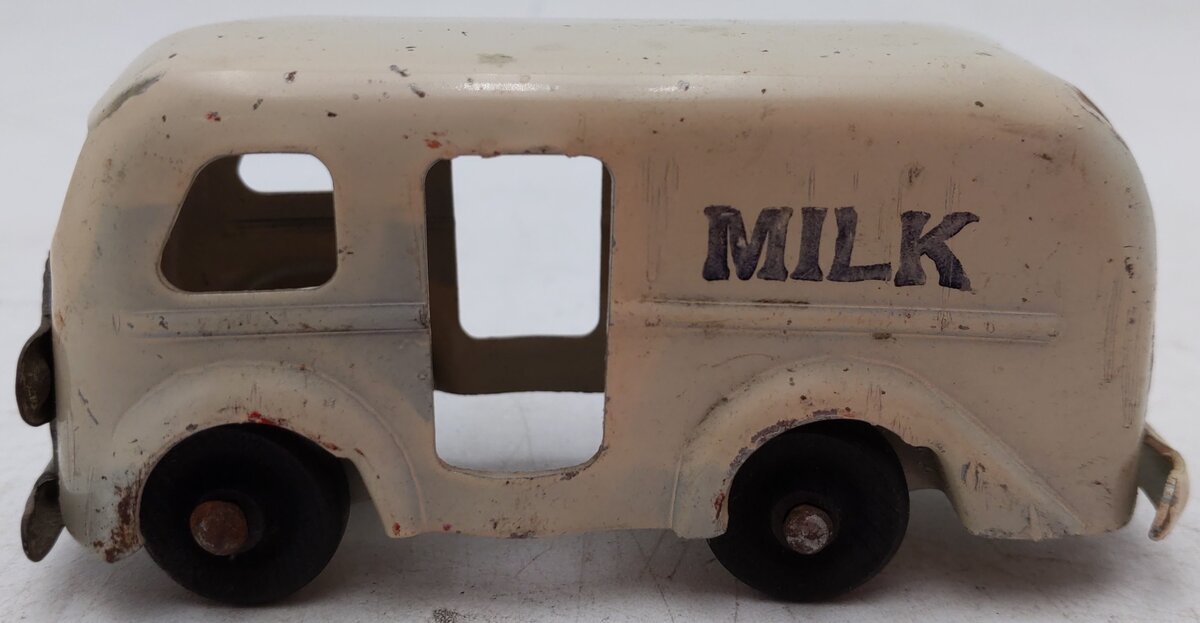 Marx Vintage O Gauge Pre War Metal Milk Van