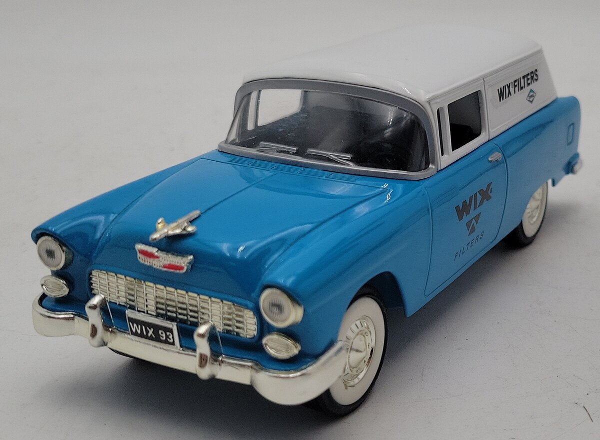 Ertl 1:25 1955 Blue Chevy Sedan Delivery Coin Bank LN/Box