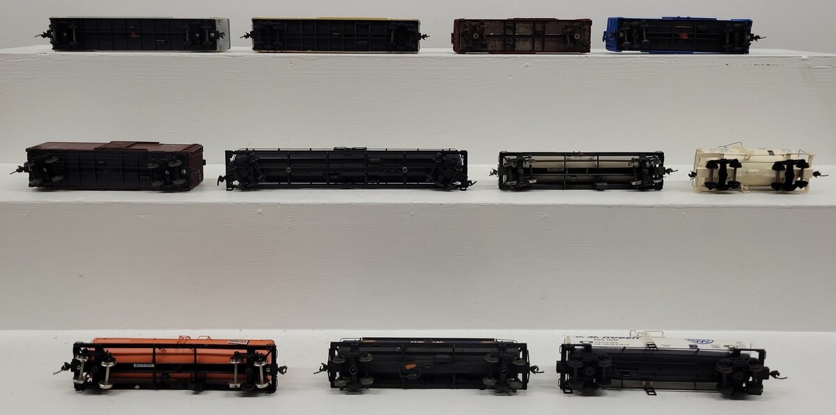 Atlas, Lima & Other HO Scale Assorted Freight Cars: #355212, #461154 [11]