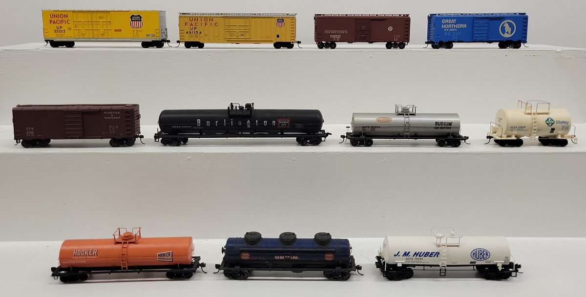Atlas, Lima & Other HO Scale Assorted Freight Cars: #355212, #461154 [11]