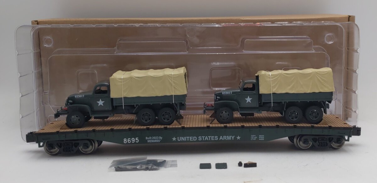 Menards 275-9200 O Scale Army Long Flatcar w/ Army Trucks #8695 EX/Box