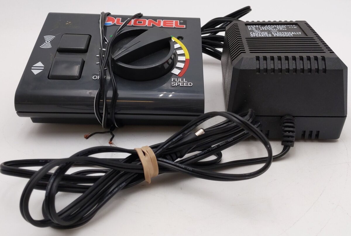 Lionel AC1803000 O Hobby Train Transformer 77W w/ Speed Controller EX