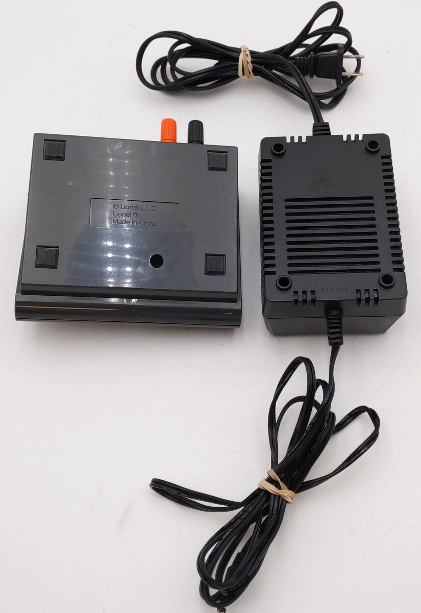 Lionel AC1803000 O Hobby Train Transformer 77W w/ Speed Controller EX