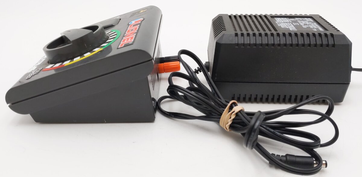 Lionel AC1803000 O Hobby Train Transformer 77W w/ Speed Controller EX