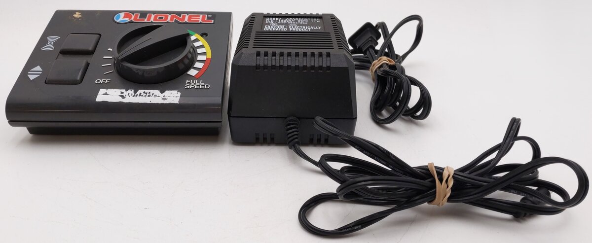 Lionel AC1803000 O Hobby Train Transformer 77W w/ Speed Controller EX