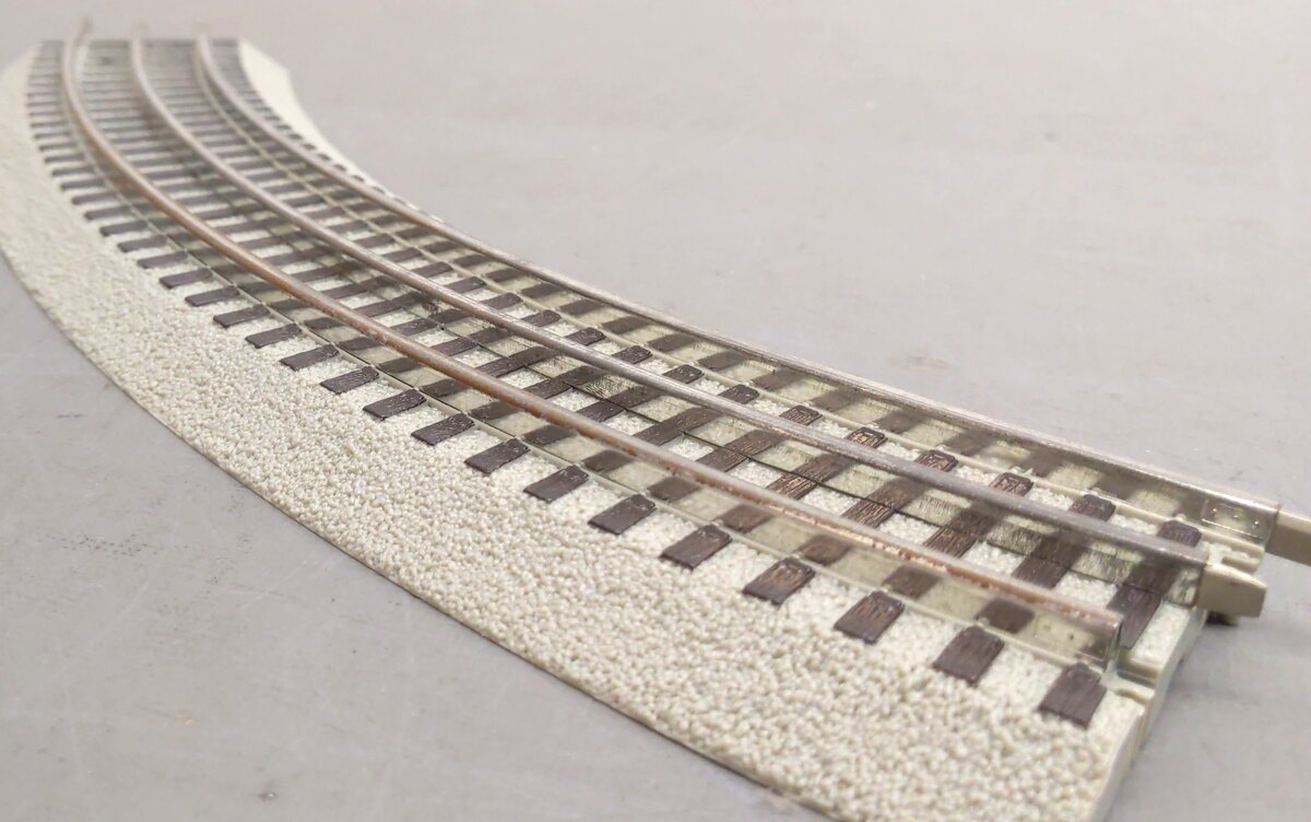 Lionel 6-12015 FasTrack O36 45-Degree Curved Track Sections (16) VG