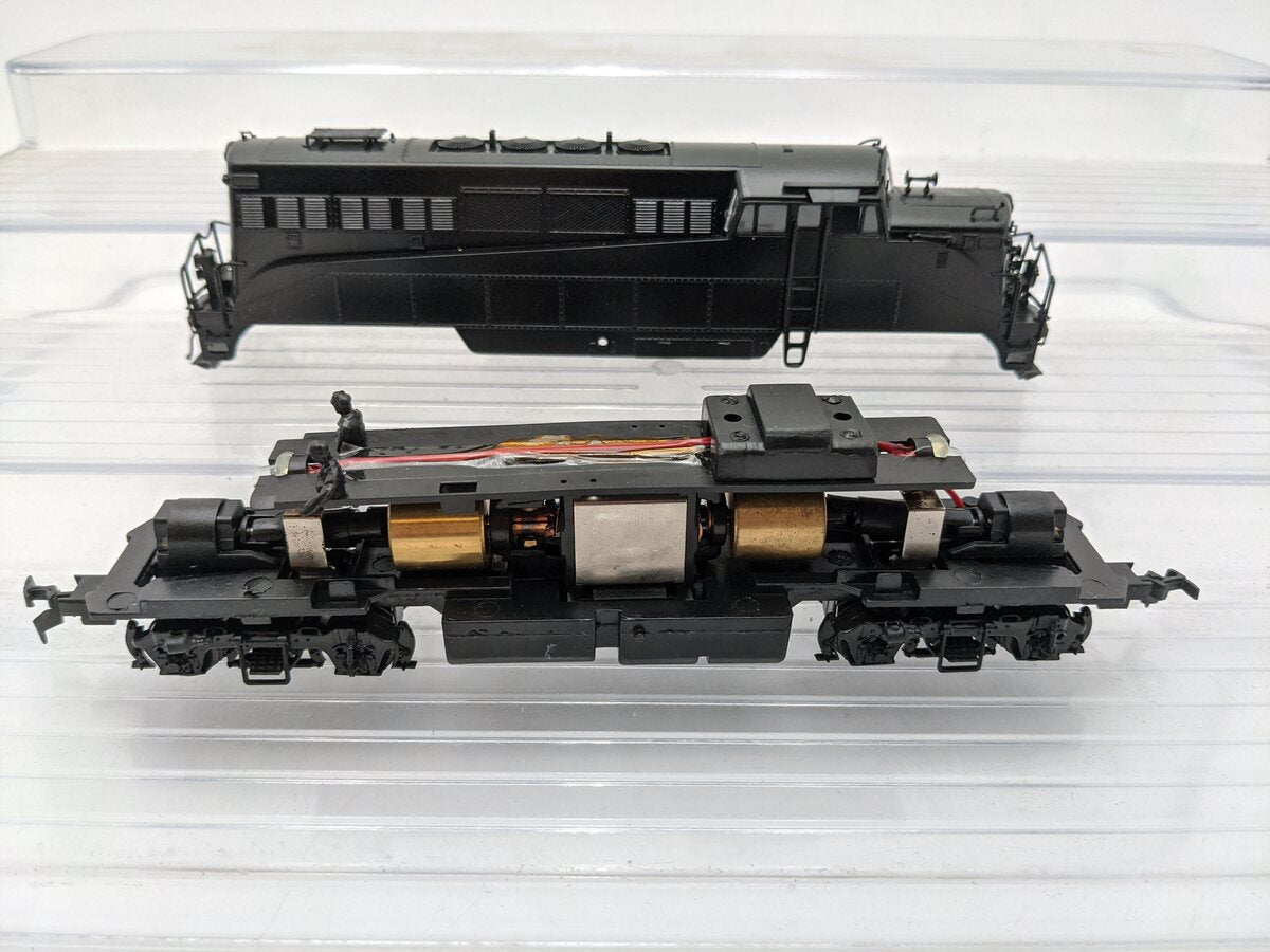 Proto 2000 8698 HO Scale Undecorated Black BL2 Diesel Locomotive EX/Box