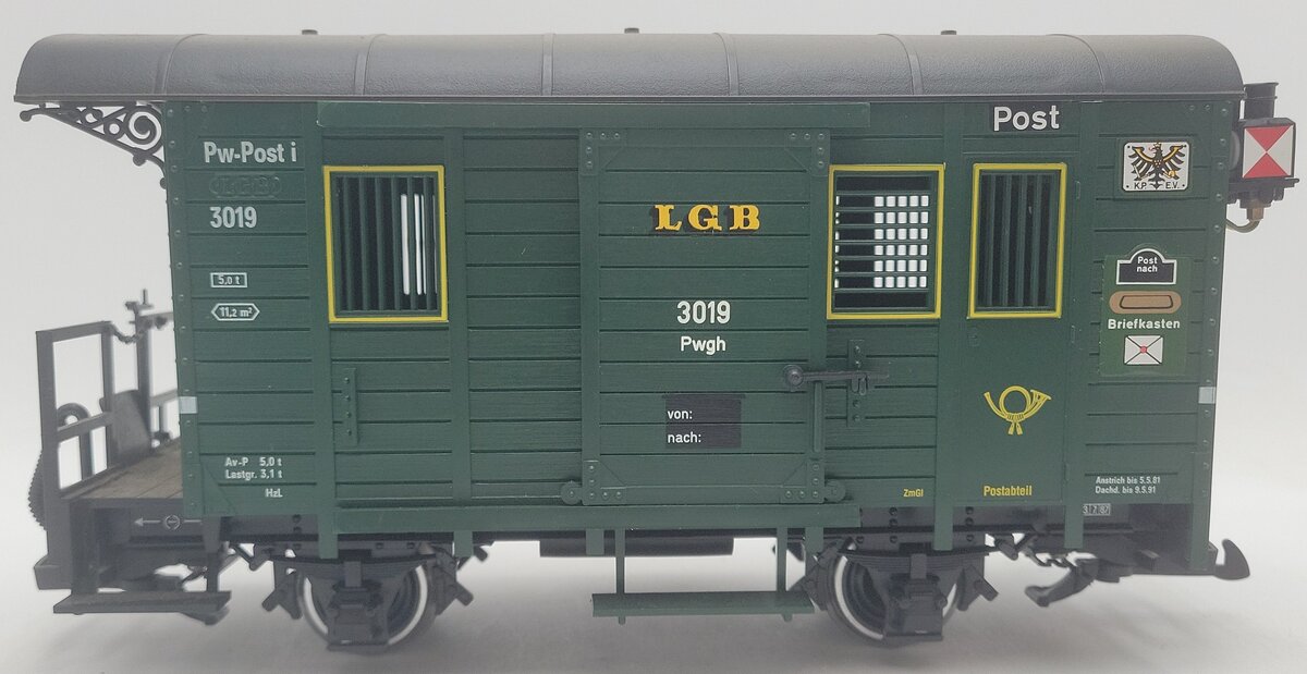 LGB 3019 G Scale Mail Post Car with Lights (Metal Wheels) EX/Box