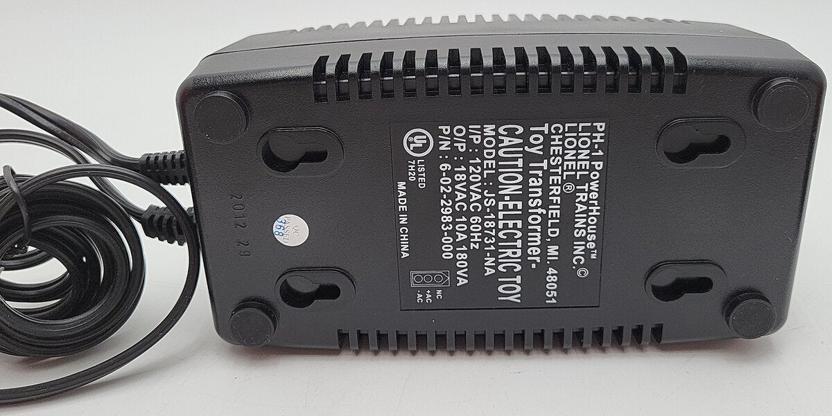Lionel 6-37947 O Gauge GW-180 180 Watt Transformer EX/Box