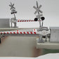Lionel 6-12062 O Grade Crossing With Gates & Flashers EX/Box