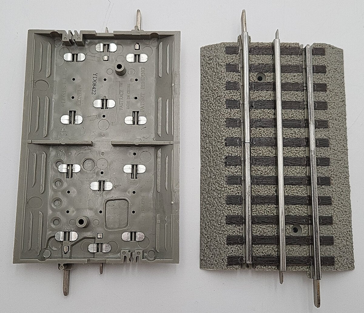 Lionel 6-12062 O Grade Crossing With Gates & Flashers EX/Box