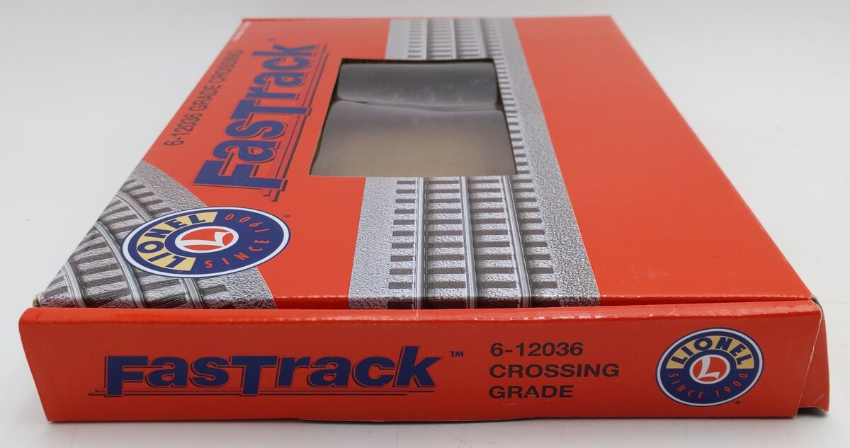 Lionel 6-12036 O Gauge FasTrack Grade Crossing (Pack of 2) EX/Box