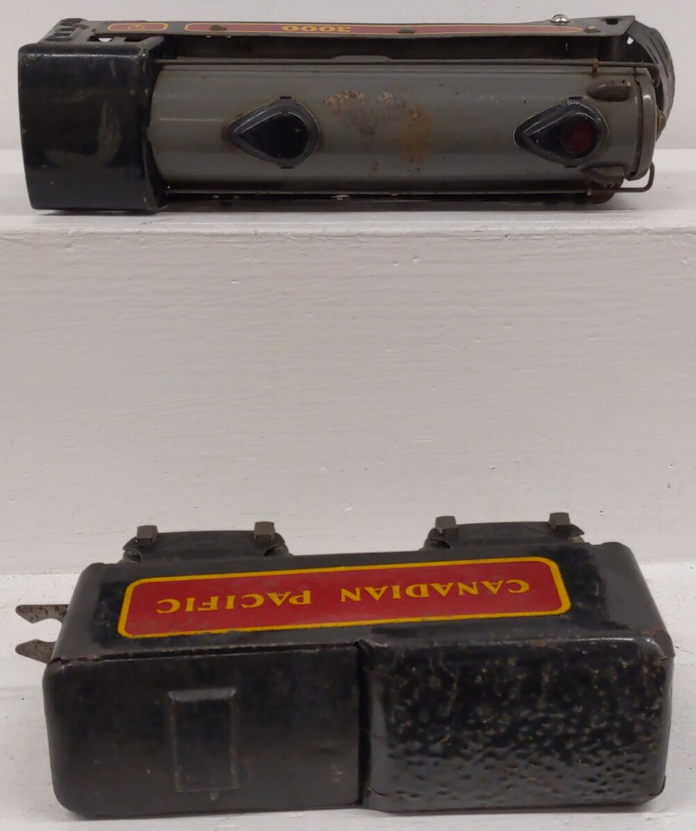 Marx 1937 Vintage O Canadian Pacific 3000 0-4-0 Steam Locomotive & Tender VG