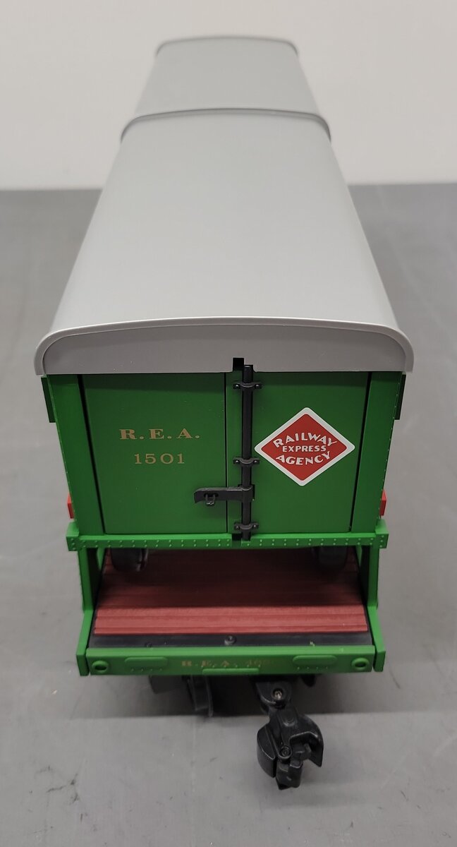 REA REA-46501 G Scale Piggyback Flat Car w/2 Trailers EX/Box