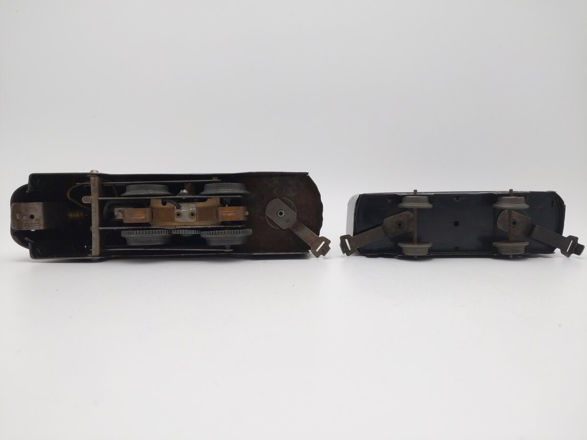 Marx O Gauge Vintage Commodore Vanderbilt Steam Locomotive #232 w/Tender VG