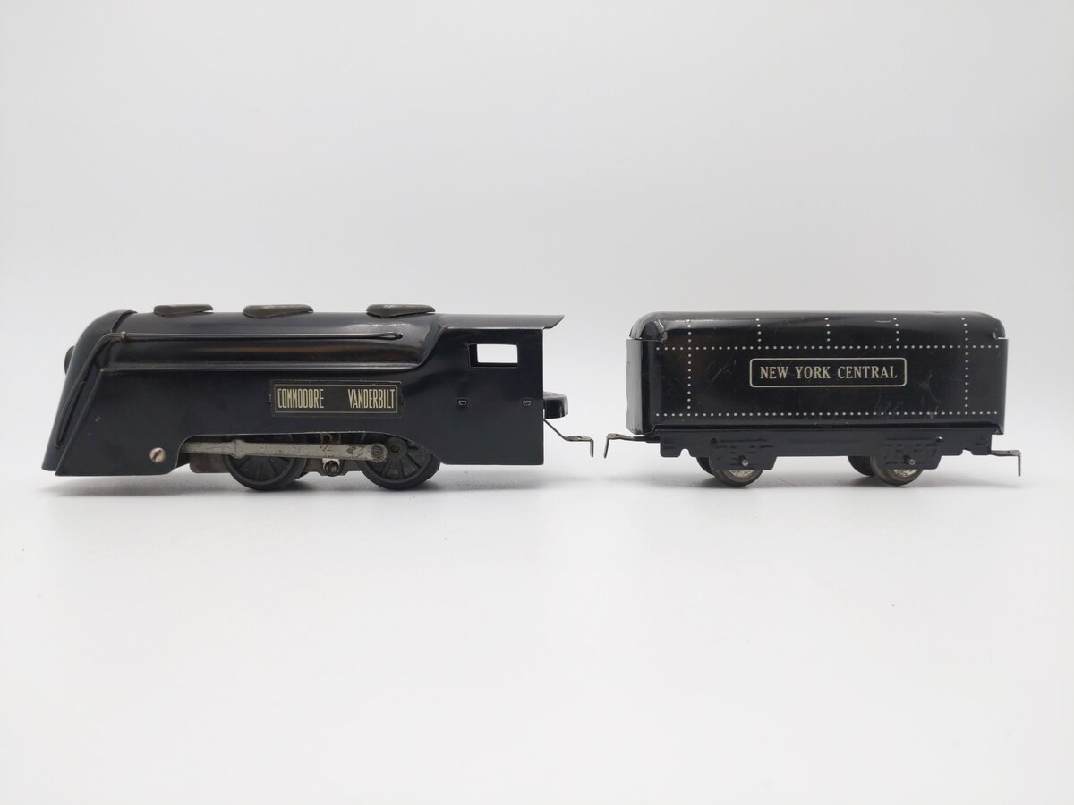 Marx O Gauge Vintage Commodore Vanderbilt Steam Locomotive #232 w/Tender VG