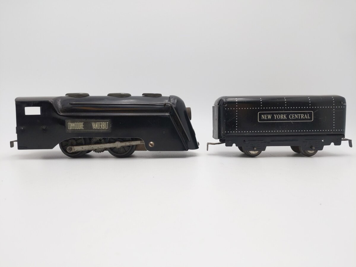 Marx O Gauge Vintage Commodore Vanderbilt Steam Locomotive #232 w/Tender VG