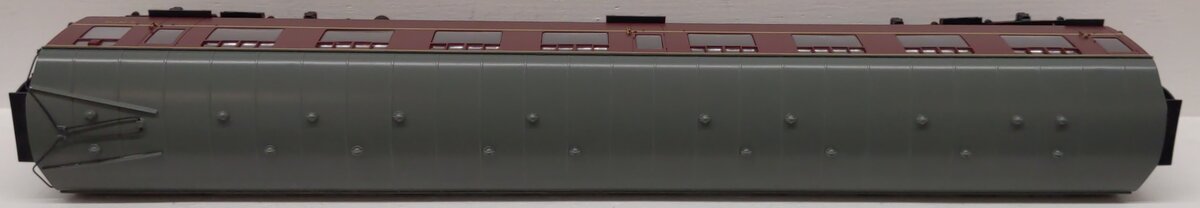 Accucraft Trains British Mk.1 Coach Second Corridor Passenger Coach #E24718 EX/Box
