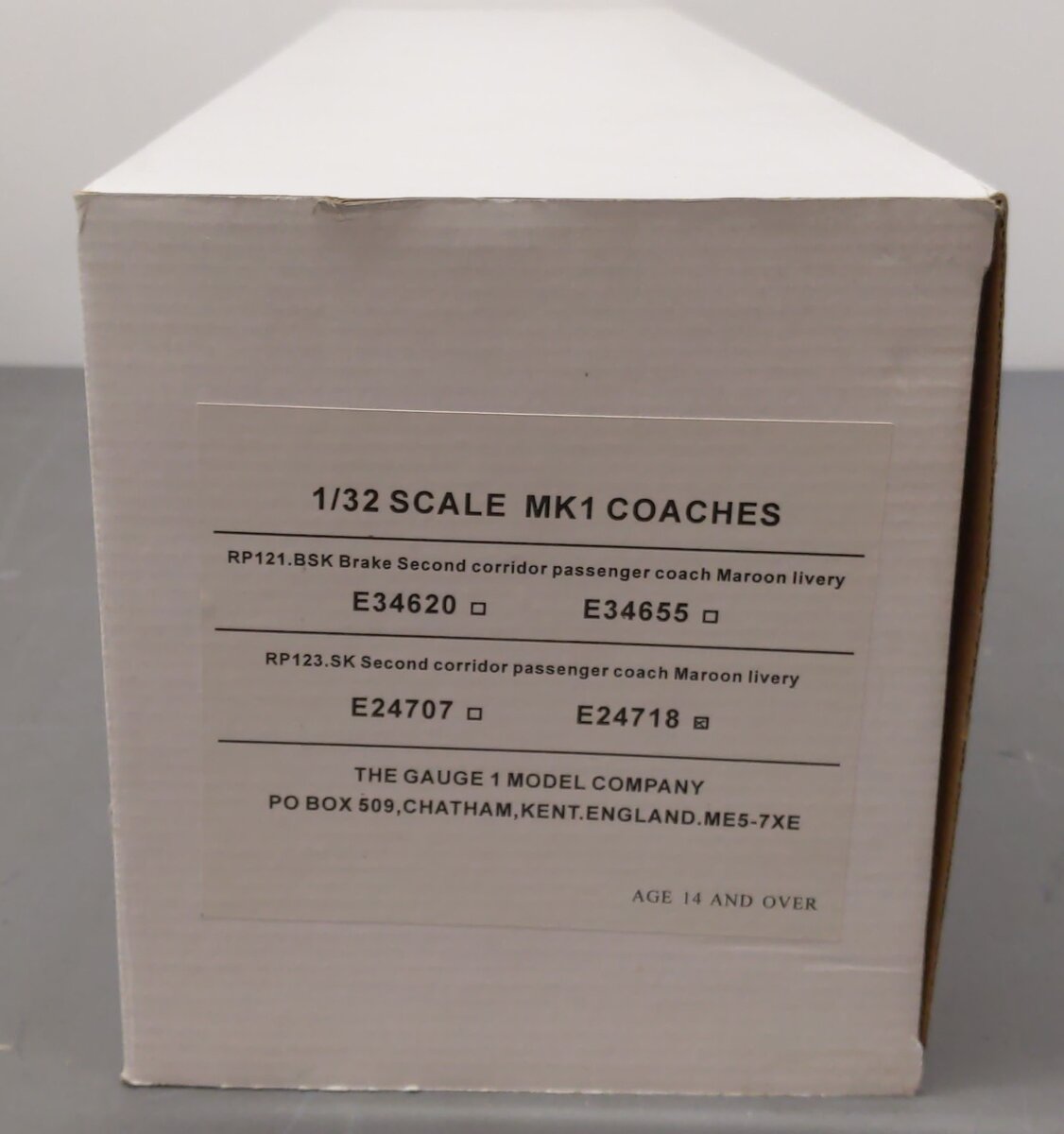 Accucraft Trains British Mk.1 Coach Second Corridor Passenger Coach #E24718 EX/Box