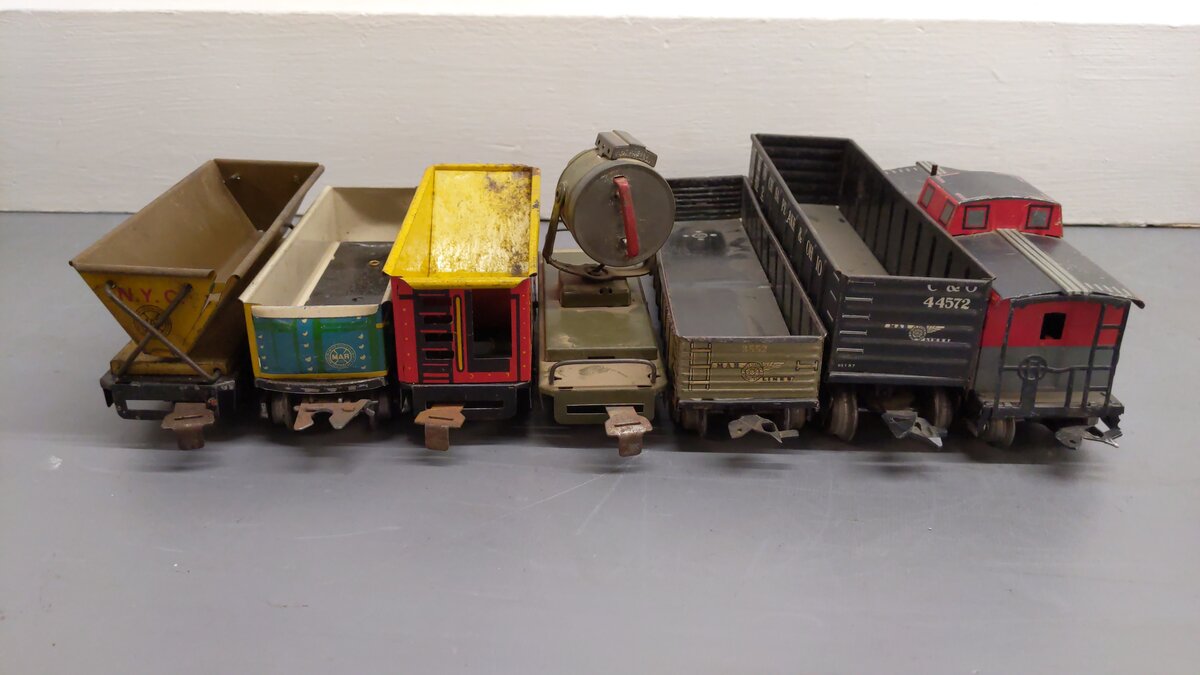 Marx Vintage O Train Cars- 500 Searchlight,554,567, 548, 20102, 17899, 44572 [7]