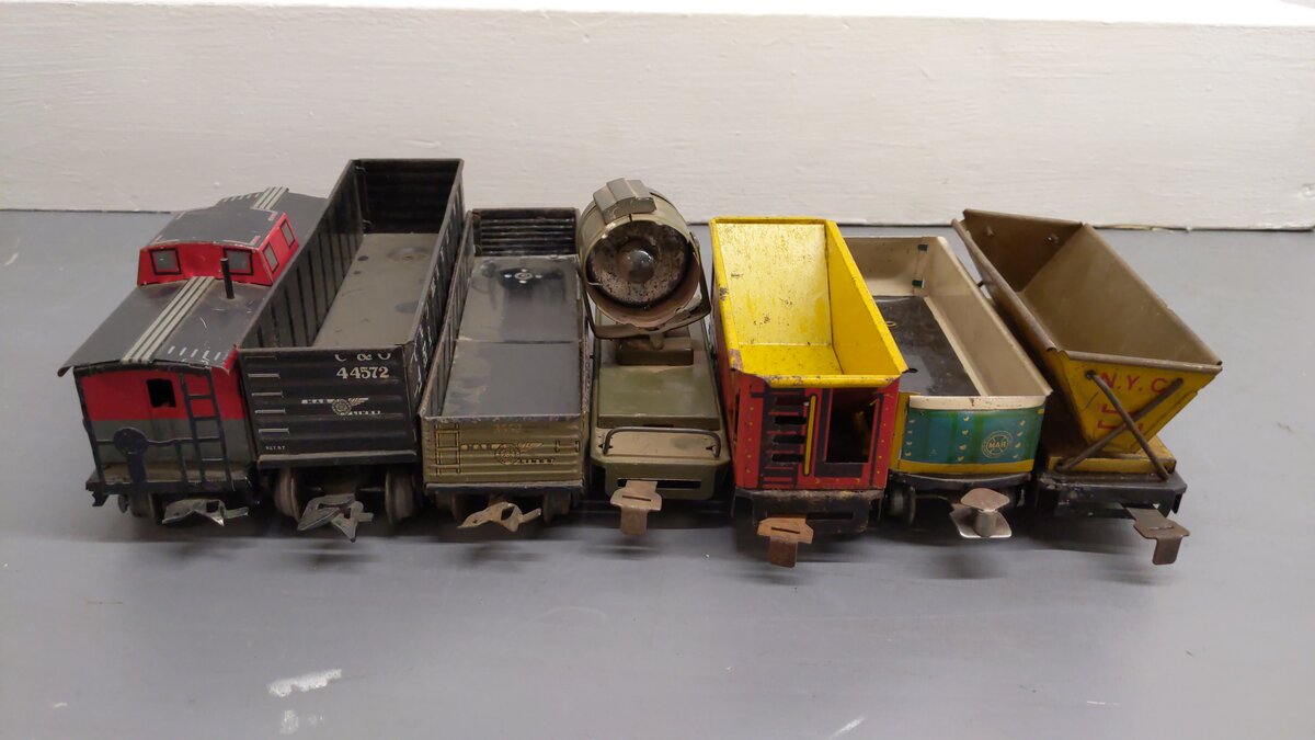 Marx Vintage O Train Cars- 500 Searchlight,554,567, 548, 20102, 17899, 44572 [7]