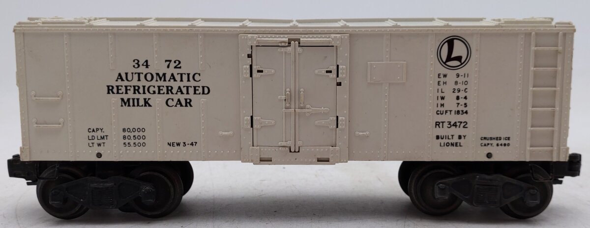 Lionel 3472 Vintage O Operating Milk Car with Platform